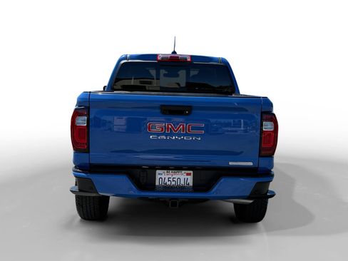 Used 2025 GMC Canyon Elevation w/ Convenience Package AWD/4WD image 4