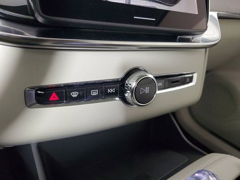 New 2026 Volvo XC90 T8 Ultra w/ Protection Package Premier AWD/4WD image 30