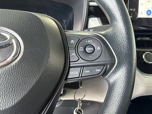 Certified 2026 Toyota Corolla Cross L FWD image 25