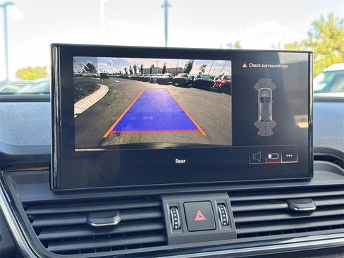 Used 2021 Audi Q5 2.0T Premium w/ Convenience Package image 12