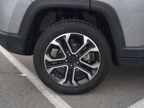 Used 2024 Jeep Compass Limited image 42