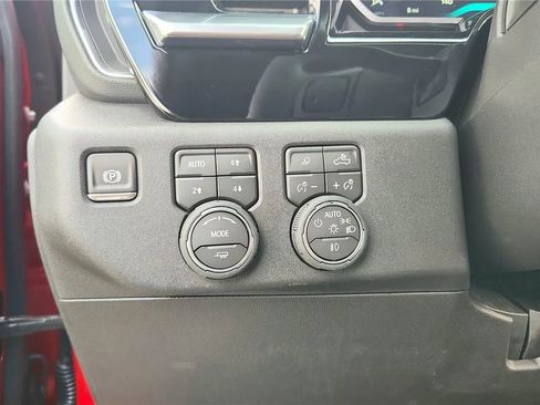 New 2026 Chevrolet Silverado 2500 LTZ w/ LTZ Plus Package AWD/4WD image 18