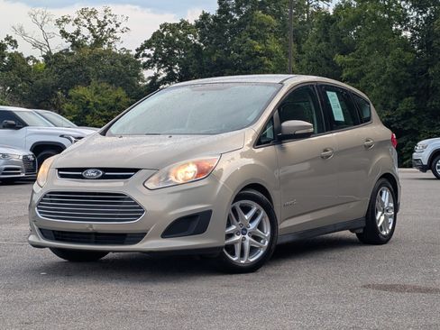 Used 2015 Ford C-MAX SE w/ Equipment Group 201A FWD image 3