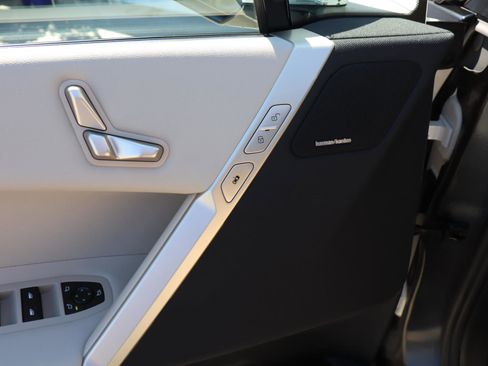 Used 2025 BMW iX xDrive50 w/ Convenience Package image 16