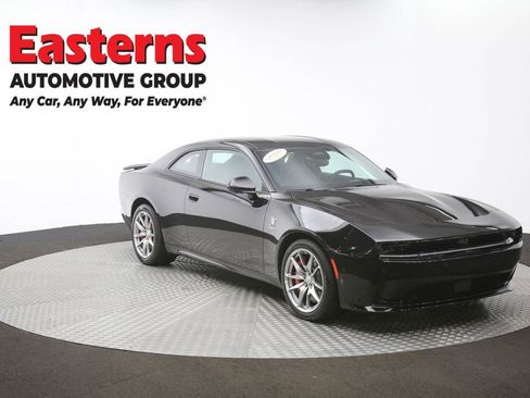 Used 2025 Dodge Charger Daytona Scat Pack w/ Track Pack AWD/4WD image 47