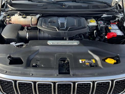 Used 2024 Jeep Wagoneer Series III image 23