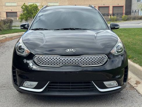 Used 2019 Kia Niro S Touring image 2