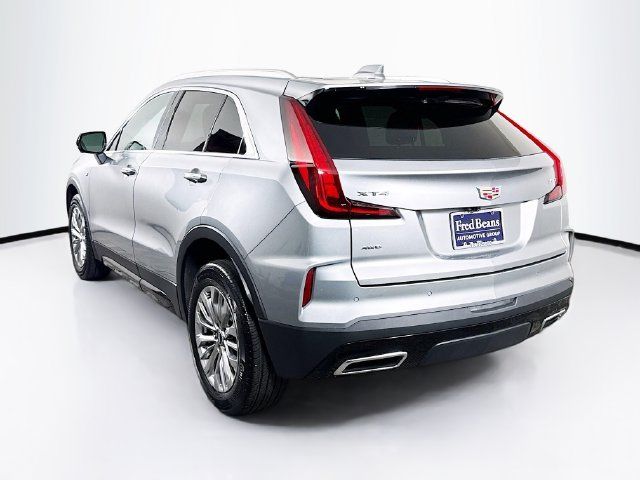 Used 2025 Cadillac XT4 Premium Luxury AWD/4WD image 8