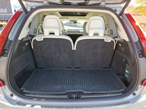 Used 2024 Volvo XC90 T8 Plus w/ Protection Package Premier image 30