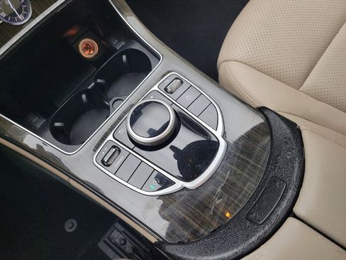Used 2018 Mercedes-Benz C 300 Sedan w/ Premium Package image 26