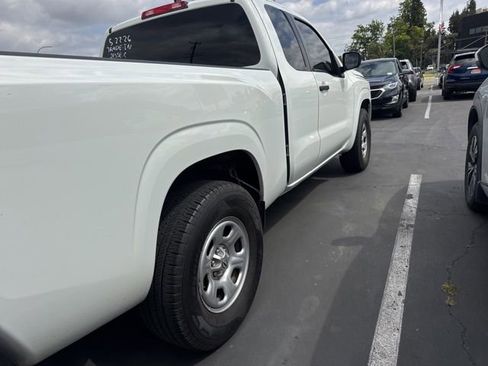 Used 2024 Nissan Frontier S RWD image 5