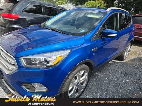 Used 2019 Ford Escape Titanium AWD/4WD image 4