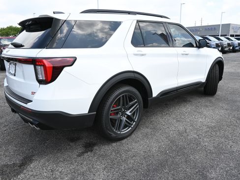 New 2026 Ford Explorer ST w/ Sun And Sound Package AWD/4WD image 3