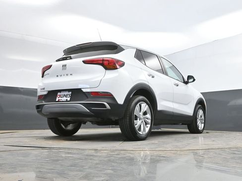 Used 2025 Buick Encore GX Preferred AWD/4WD image 35