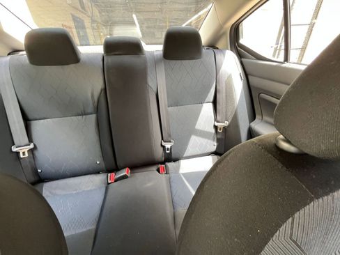 Used 2025 Nissan Versa SV image 32