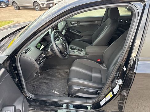 Used 2024 Honda Civic Sport image 19