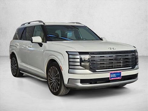 Used 2026 Hyundai Palisade Calligraphy AWD/4WD image 3