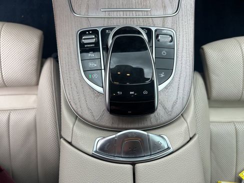 Used 2018 Mercedes-Benz E 400 4MATIC Cabriolet image 25