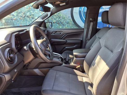 Used 2023 Chevrolet Colorado Trail Boss w/ Technology Package AWD/4WD image 16