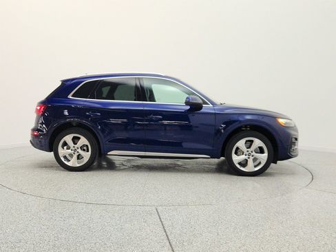Used 2021 Audi Q5 2.0T Premium Plus AWD/4WD image 4