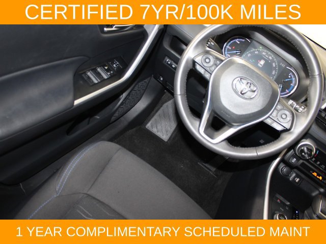 Used 2024 Toyota RAV4 SE AWD/4WD image 17