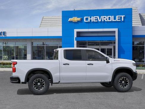New 2026 Chevrolet Silverado 1500 ZR2 w/ LPO, Dark Essentials Package AWD/4WD image 29