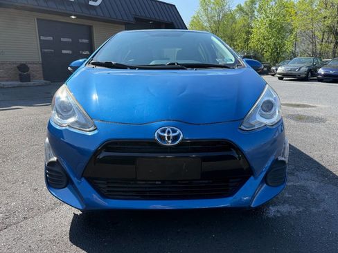 Used 2016 Toyota Prius C Two FWD image 2