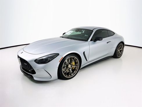 New 2026 Mercedes-Benz AMG GT 63 image 3