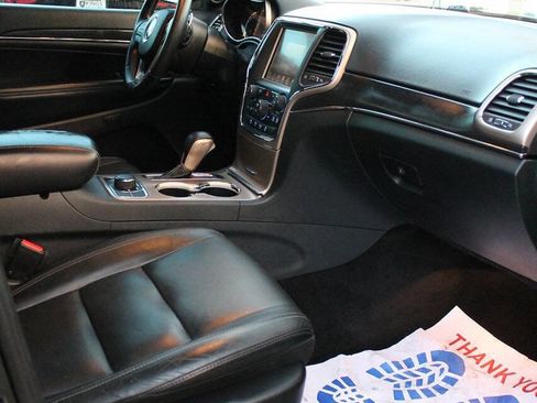 Used 2016 Jeep Grand Cherokee Limited w/ Trailer Tow Group IV image 21