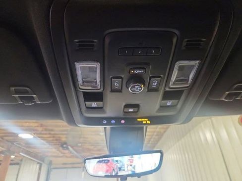 Used 2021 Chevrolet Tahoe High Country w/ Premium Package image 20