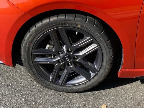Used 2021 Kia Forte GT-Line w/ GT-Line Premium Package FWD image 6