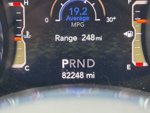Used 2020 Jeep Wrangler Unlimited Sahara w/ Uconnect 4C Nav & Sound Group AWD/4WD image 24