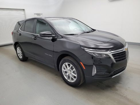 Used 2024 Chevrolet Equinox LT FWD image 11
