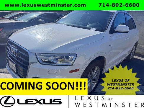 Used 2018 Audi Q3 2.0T Premium w/ Convenience Package FWD image 1