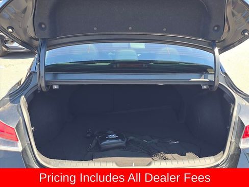 Certified 2022 Hyundai Elantra Limited FWD image 14