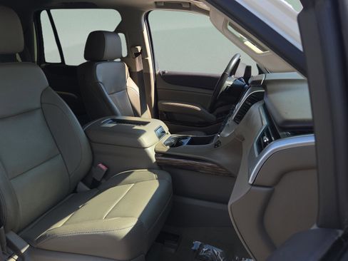 Used 2016 GMC Yukon SLT w/ Open Road Package image 20