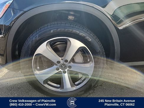 Used 2021 Mercedes-Benz GLC 300 4MATIC image 17