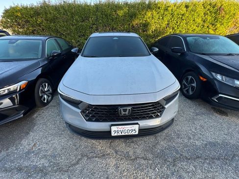 Used 2025 Honda Accord SE image 5