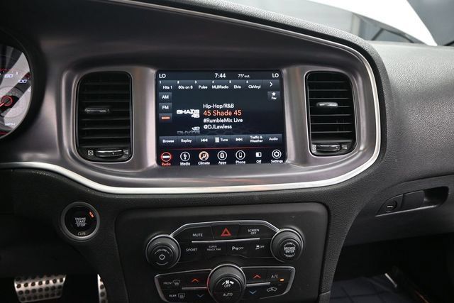 Used 2019 Dodge Charger R/T w/ Blacktop Package RWD image 12
