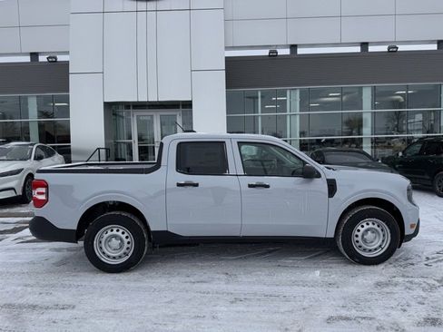 New 2025 Ford Maverick XL w/ Equipment Group 101A image 31