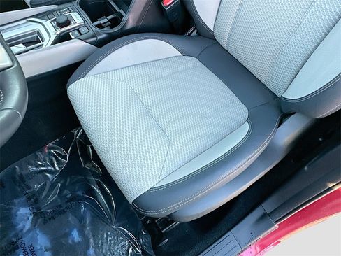 Used 2021 Subaru Forester Premium image 18