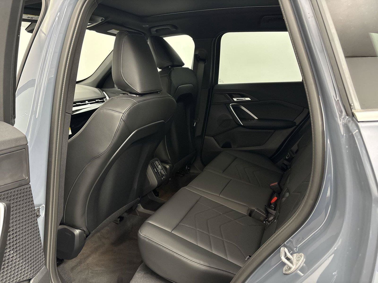 New 2027 BMW X1 xDrive28i AWD/4WD image 29
