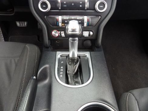 Used 2020 Ford Mustang Convertible w/ 2.3L High Performance Package image 18