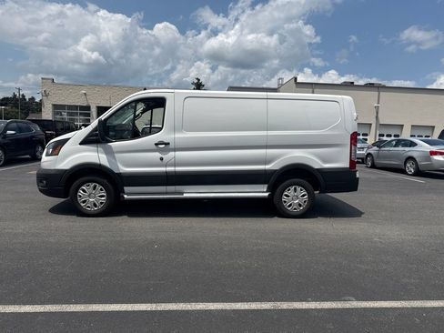 Used 2025 Ford Transit 250 Low Roof w/ Exterior Upgrade Package RWD image 2