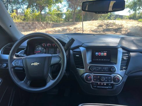Used 2017 Chevrolet Tahoe 2WD image 11