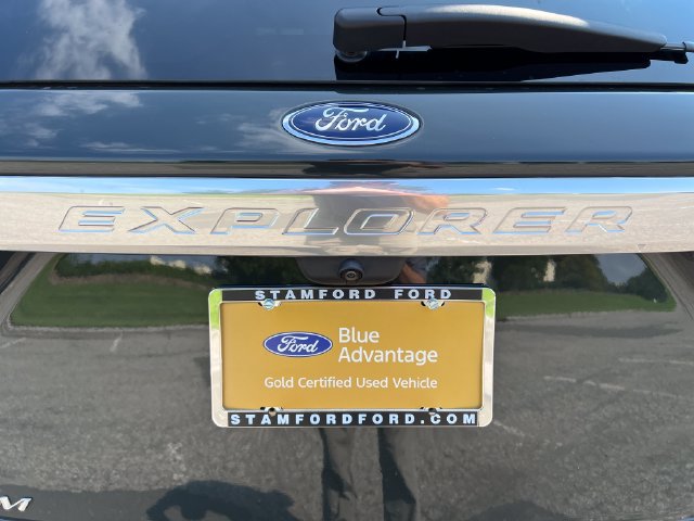 Certified 2023 Ford Explorer Platinum w/ Technology Package AWD/4WD image 40