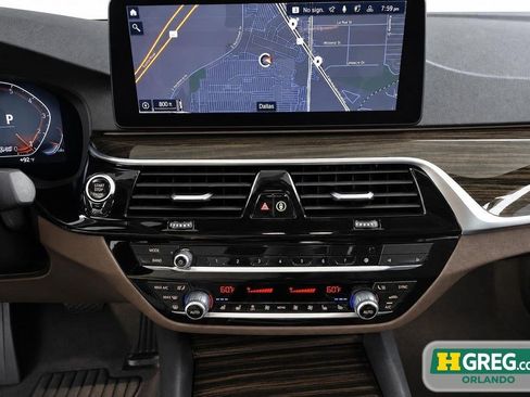 Used 2023 BMW 530i xDrive w/ Premium Package AWD/4WD image 14