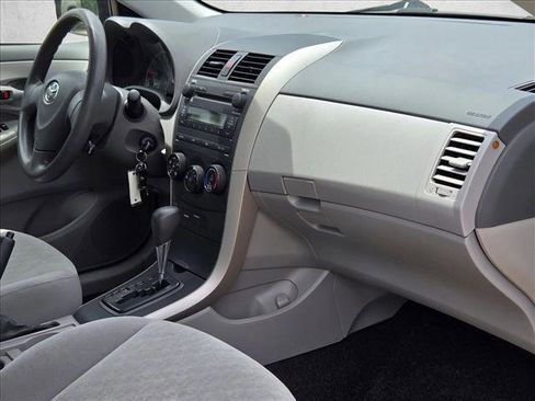 Used 2009 Toyota Corolla LE FWD image 14