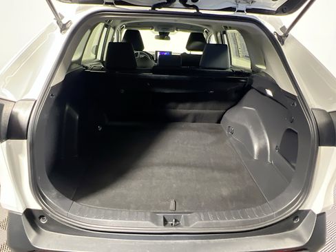 Used 2024 Toyota RAV4 XLE image 33