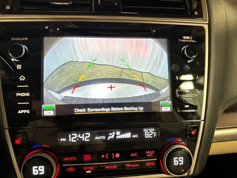 Used 2019 Subaru Outback 2.5i Limited AWD/4WD image 22